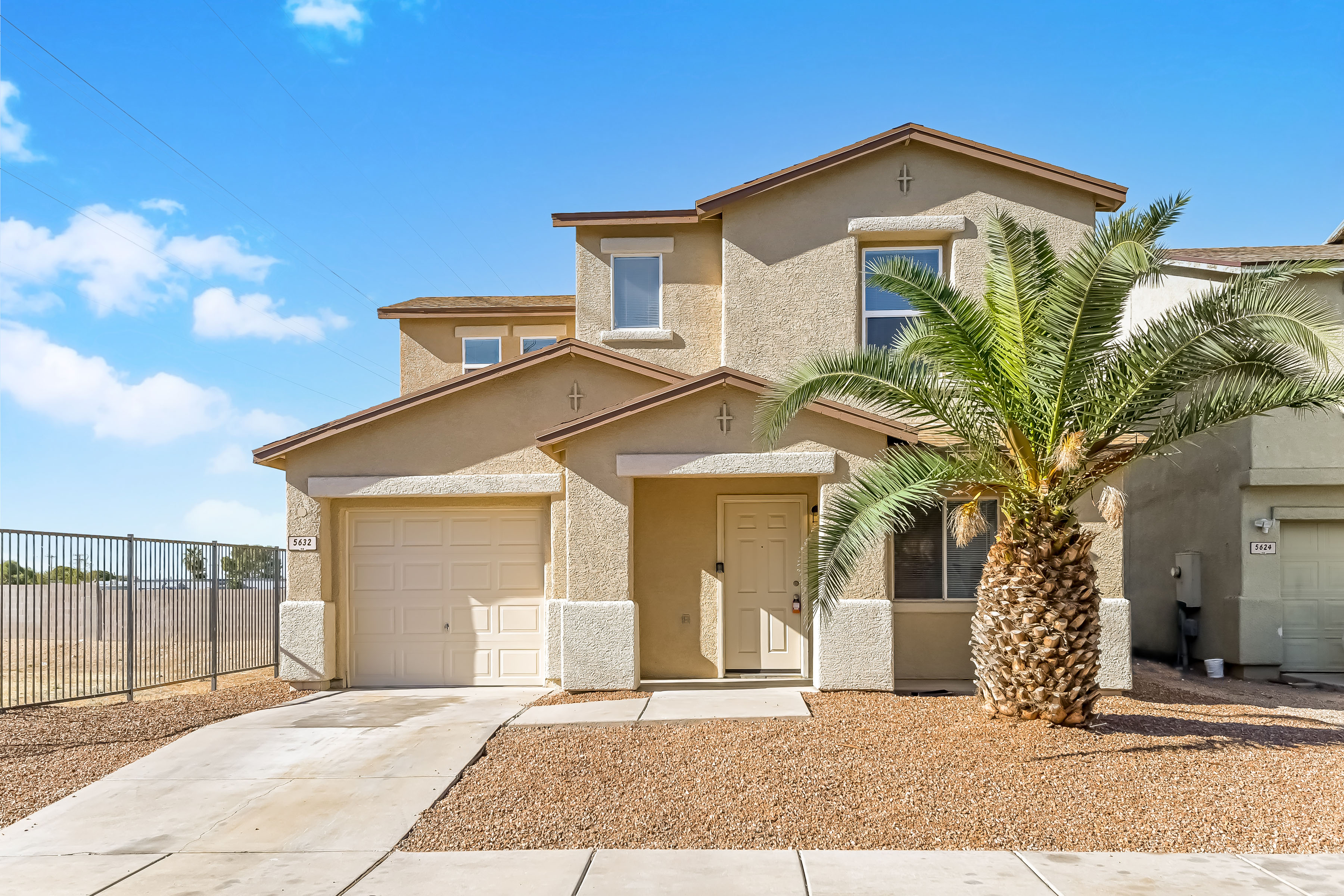 5632 S VINE AVE TUCSON, AZ 85706